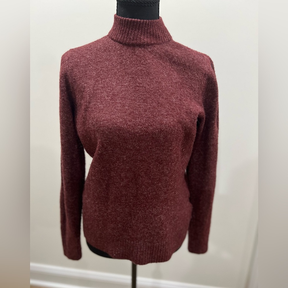 Abercrombie & Fitch Burgundy Turtleneck Sweater